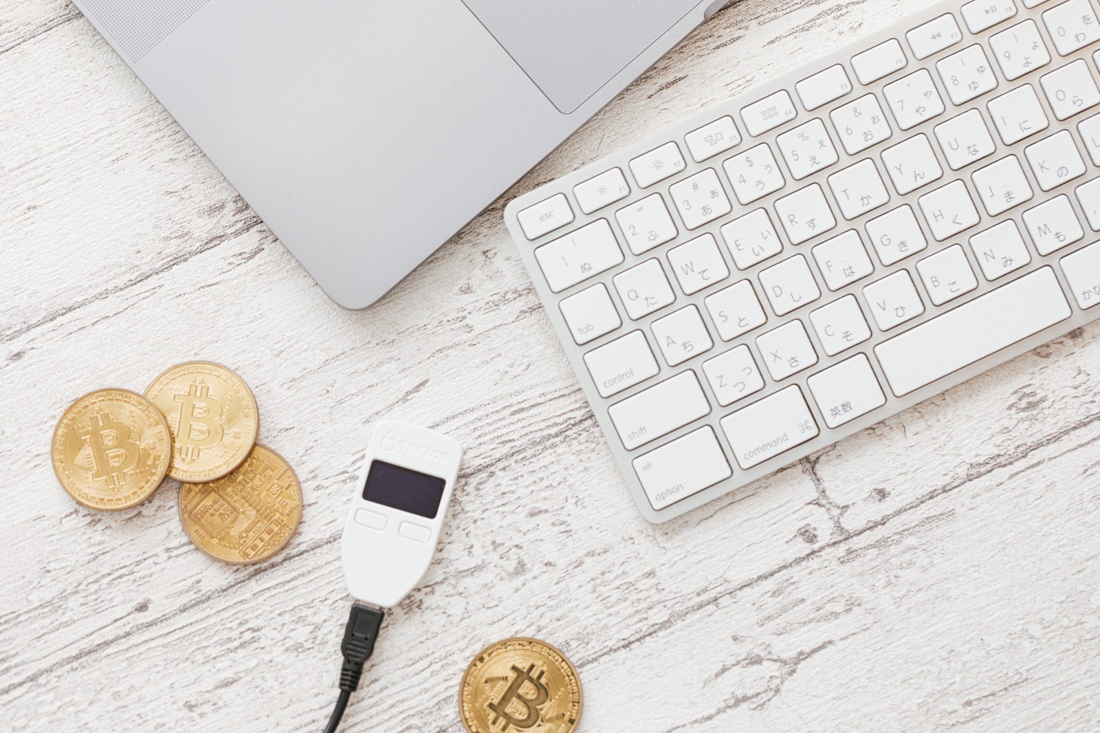 スライドするトップ画像